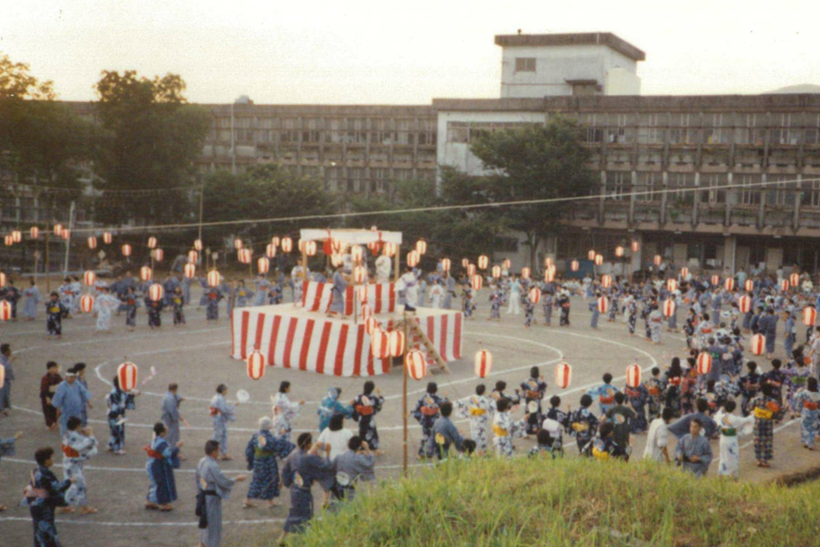 写真：昭和61年 盆踊り大会